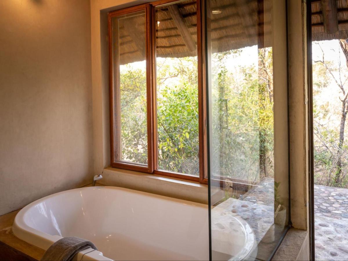 Shimungwe Lodge, Thornybush Game Reserve Hoedspruit Esterno foto